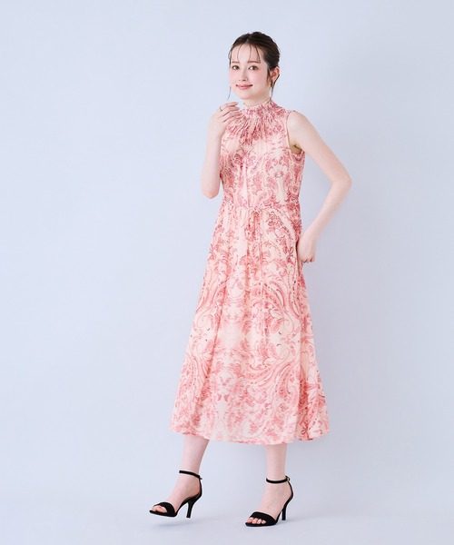 Audie a Muses（オーディアミューズ）の「胸元ピンタック更紗プリントワンピース（ワンピース・レディース・ブルー/レッド・38/42）」の20枚目の写真