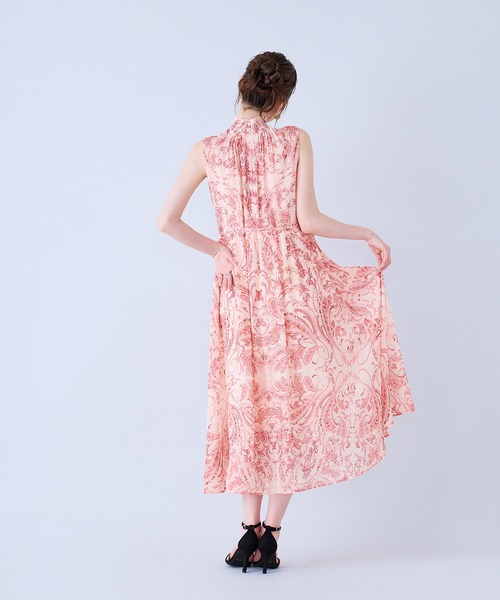 Audie a Muses（オーディアミューズ）の「胸元ピンタック更紗プリントワンピース（ワンピース・レディース・ブルー/レッド・38/42）」の22枚目の写真