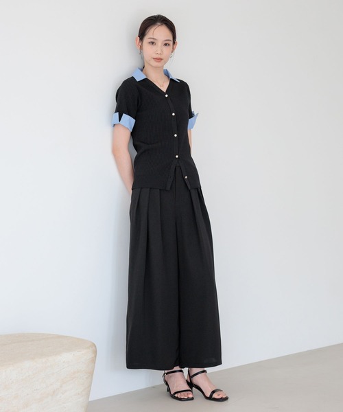 Andemiu(アンデミュウ)の「タックフレアパンツ859565(スラックス・レディース・グレイッシュベージュ/ブラック・MEDIUM/SMALL)」の22枚目の写真