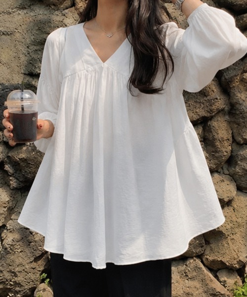 Miniministore(ミニミニストア)の「Vネックシャツブラウス 七分袖 ゆったり(シャツ/ブラウス・レディース・ブラック/ホワイト・FREE)」の7枚目の写真