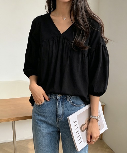 Miniministore(ミニミニストア)の「Vネックシャツブラウス 七分袖 ゆったり(シャツ/ブラウス・レディース・ブラック/ホワイト・FREE)」の16枚目の写真