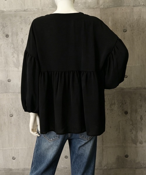 Miniministore(ミニミニストア)の「Vネックシャツブラウス 七分袖 ゆったり(シャツ/ブラウス・レディース・ブラック/ホワイト・FREE)」の19枚目の写真