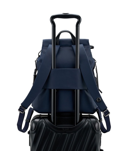 TUMI(トゥミ)の「【オンライン限定】VOYAGEUR 「ラムゼイ」バックパック(A4/PC14インチまで対応)(バックパック/リュック・レディース・ダークネイビー・FREE)」の3枚目の写真