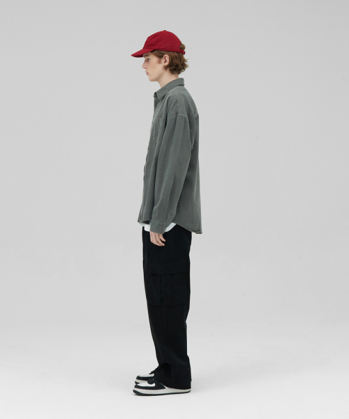 STENDS（ステンズ）の「[M~4XL] ピグメントウォッシングシャツ_ディープカーキ（シャツ/ブラウス・メンズ・その他・XX-LARGE/XXX-LARGE/X-LARGE/LARGE/MEDIUM）」の3枚目の写真