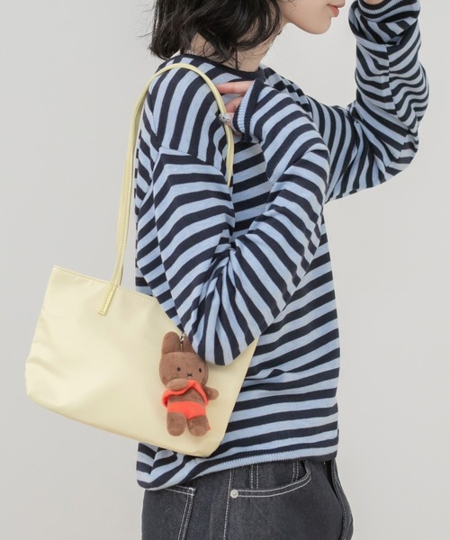 HEILIS(ヘイリス)の「ツイルショルダーハンドバッグ/ショルダーバッグ ハンドバッグ ミニバッグ ミニショルダー ツイルバッグ 2WAYバッグ コンパクトバッグ ミニトート バッグ 韓国ファッション カジュアル デイリー お出かけ 通勤 春 夏 秋 冬 レッド ピンク イエロー ブラック ブル(ハンドバッグ・レディース・イエロー/ピンク/レッド/ブラック・FREE)」の2枚目の写真