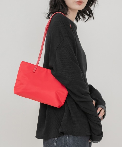 HEILIS(ヘイリス)の「ツイルショルダーハンドバッグ/ショルダーバッグ ハンドバッグ ミニバッグ ミニショルダー ツイルバッグ 2WAYバッグ コンパクトバッグ ミニトート バッグ 韓国ファッション カジュアル デイリー お出かけ 通勤 春 夏 秋 冬 レッド ピンク イエロー ブラック ブル(ハンドバッグ・レディース・イエロー/ピンク/レッド/ブラック・FREE)」の9枚目の写真
