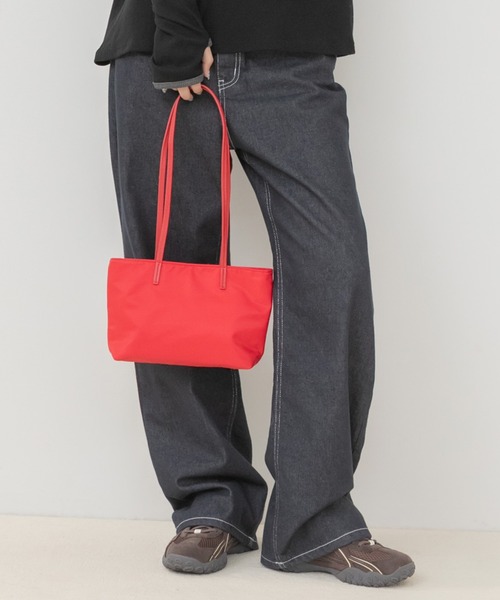 HEILIS(ヘイリス)の「ツイルショルダーハンドバッグ/ショルダーバッグ ハンドバッグ ミニバッグ ミニショルダー ツイルバッグ 2WAYバッグ コンパクトバッグ ミニトート バッグ 韓国ファッション カジュアル デイリー お出かけ 通勤 春 夏 秋 冬 レッド ピンク イエロー ブラック ブル(ハンドバッグ・レディース・イエロー/ピンク/レッド/ブラック・FREE)」の10枚目の写真