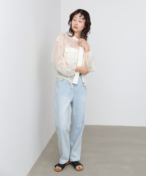 Bab(バブ)の「ドロストシアーブルゾン(シャツ/ブラウス・レディース・ブラック/ホワイト系その他・MEDIUM)」の4枚目の写真