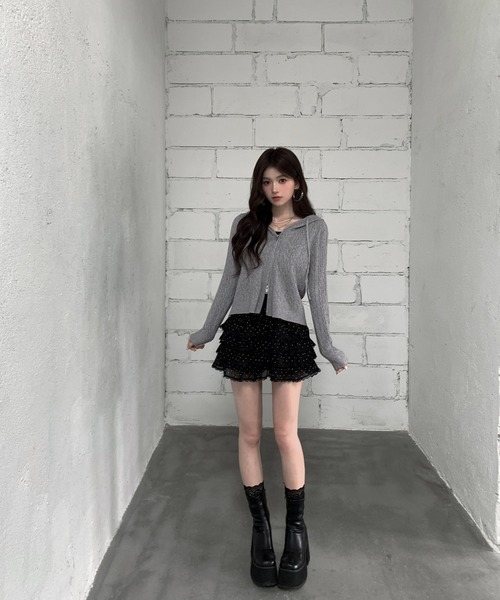 VEILA(ヴェイラ)の「ケーブルニット フードジップアップ(カーディガン/ボレロ・レディース・グレー・フリー)」の12枚目の写真