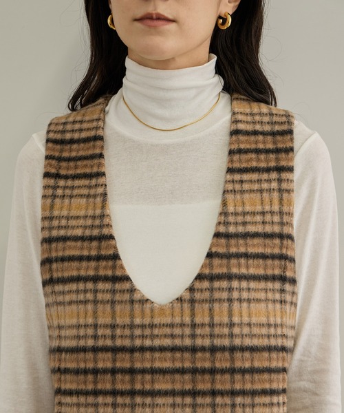 SALON adam et rope'(サロン アダム エ ロペ)の「MILIORアルパカシャギーチェックミニワンピース / セットアップ対応(ワンピース・レディース・キャメル/チャコールグレー・FREE)」の14枚目の写真