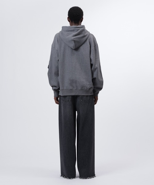 Alpha Industries(アルファインダストリーズ)の「Alpha Industries/アルファ インダストリーズ/UTILITY POCKET FULL ZIP RELAXED FIT SWEATSHIRT/ユーティリティポケット フルジップ リラックスフィット スウェットシャツ(パーカー・メンズ・チャコールグレー/ブラック・XL/L/M/S)」の5枚目の写真