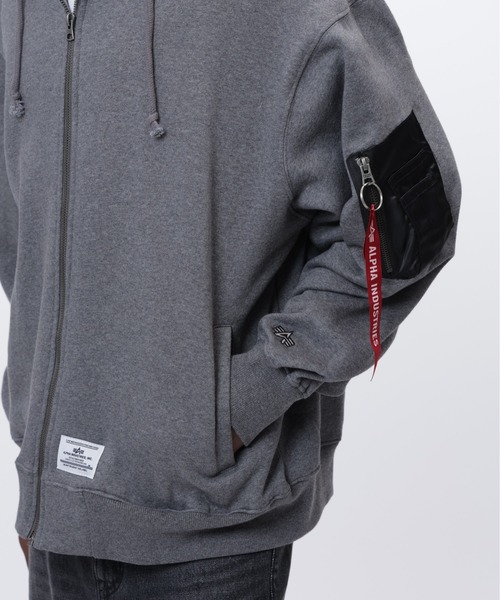 Alpha Industries(アルファインダストリーズ)の「Alpha Industries/アルファ インダストリーズ/UTILITY POCKET FULL ZIP RELAXED FIT SWEATSHIRT/ユーティリティポケット フルジップ リラックスフィット スウェットシャツ(パーカー・メンズ・チャコールグレー/ブラック・XL/L/M/S)」の6枚目の写真
