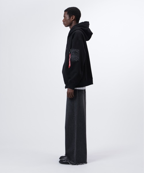 Alpha Industries(アルファインダストリーズ)の「Alpha Industries/アルファ インダストリーズ/UTILITY POCKET FULL ZIP RELAXED FIT SWEATSHIRT/ユーティリティポケット フルジップ リラックスフィット スウェットシャツ(パーカー・メンズ・チャコールグレー/ブラック・XL/L/M/S)」の10枚目の写真