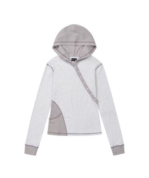 AAKAM(アーカム)の「Slant Cut Hooded Long Sleeve (Light Gray)(パーカー・レディース・その他・1/2)」の2枚目の写真