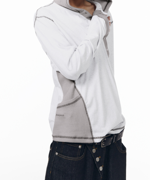 AAKAM(アーカム)の「Slant Cut Hooded Long Sleeve (Light Gray)(パーカー・レディース・その他・1/2)」の9枚目の写真
