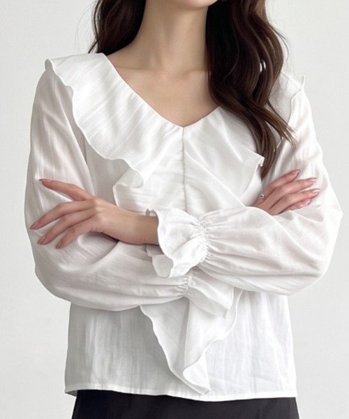 umune(ウムネ)の「華やかなフリルデザインが目を引く♪上品なきれいめブラウス(シャツ/ブラウス・レディース・オフホワイト/ダークブラウン/チャコールグレー・FREE)」の21枚目の写真