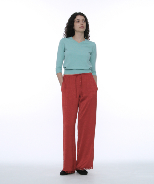 PARTIMENTO WOMEN(パルティメントウィメン)の「PWC レーストリムサテンパンツ_クリムゾン(その他パンツ・レディース・その他・SMALL/MEDIUM/LARGE)」の1枚目の写真