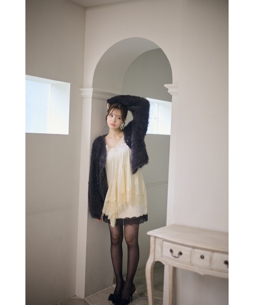 NOTREemor(ノートルエモア)の「short femme cardigan(カーディガン/ボレロ・レディース・ピンク/チャコールグレー・FREE)」の5枚目の写真