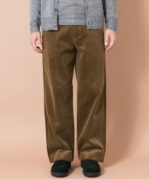 URBAN RESEARCH(アーバンリサーチ)の「UR コーデュロイワイドトラウザー(その他パンツ・メンズ・キャメル/ネイビー・MEDIUM/LARGE)」の15枚目の写真