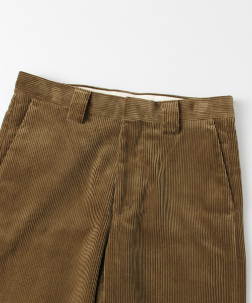 URBAN RESEARCH(アーバンリサーチ)の「UR コーデュロイワイドトラウザー(その他パンツ・メンズ・キャメル/ネイビー・MEDIUM/LARGE)」の3枚目の写真