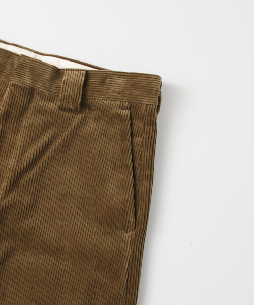 URBAN RESEARCH(アーバンリサーチ)の「UR コーデュロイワイドトラウザー(その他パンツ・メンズ・キャメル/ネイビー・MEDIUM/LARGE)」の5枚目の写真