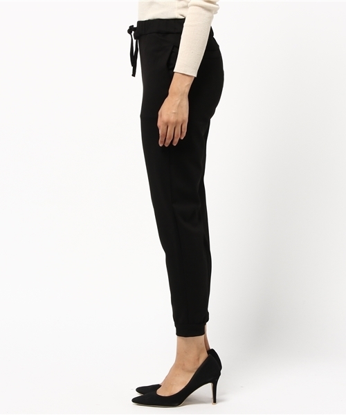 N.（N. Natural Beauty Basic）（エヌエヌナチュラルビューティーベーシック）の「ジョガーパンツ（その他パンツ・レディース・ブラック/グレー・MEDIUM）」の4枚目の写真
