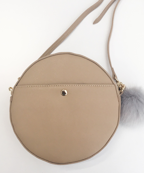 MONICA（モニカ）の「まんまるポシェット（ショルダーバッグ・レディース・ブラック/レッド/ベージュ/アイボリー/シャンパン/ダークブラウン/グレー・FREE）」の8枚目の写真