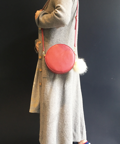 MONICA（モニカ）の「まんまるポシェット（ショルダーバッグ・レディース・ブラック/レッド/ベージュ/アイボリー/シャンパン/ダークブラウン/グレー・FREE）」の13枚目の写真