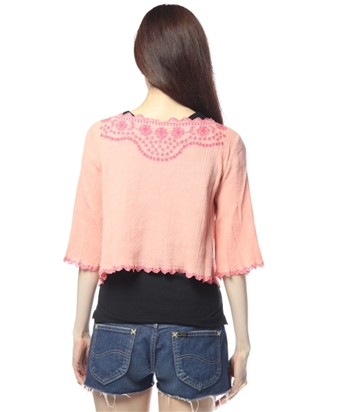 Another Edition（アナザーエディション）の「AE スカラップCOLOR EMB 5SL（シャツ/ブラウス・レディース・ホワイト/ケリー/ピンク・フリー）」の5枚目の写真