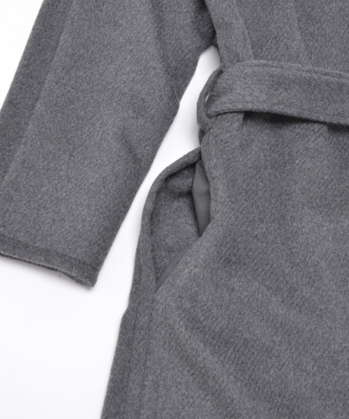PAPILLONNER（パピヨネ）の「ウールカルゼガウンコート（その他アウター・レディース・ブラック/グレー・MEDIUM）」の17枚目の写真