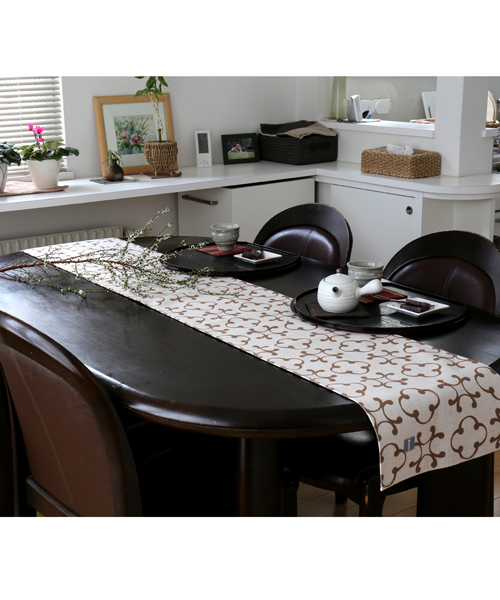 Jubilee（ジュビリー）の「天然リネン 北欧デザイン テーブルランナー（ランチョンマット/テーブルウェア・レディース・ホワイト/ライトブルー/ベージュ/グレー/ブルー/グリーン/モスグリーン/マスタード/ホワイト×グレー/パープル・FREE）」の2枚目の写真