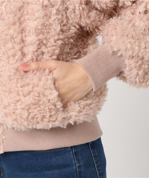 earth music&ecology（アースミュージックアンドエコロジー）の「・リバーシブルボアブルゾン（ブルゾン・レディース・ブラック/ベージュ/グレー/ピンクベージュ・FREE）」の11枚目の写真