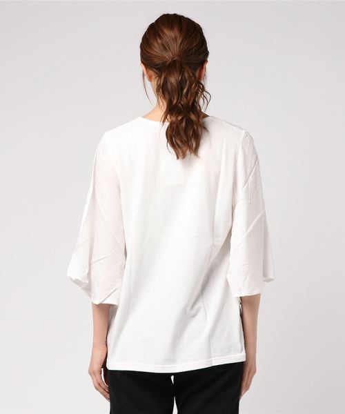go slow caravan(ゴースローキャラバン)の「NUEVO BLANCA/ヌエヴォブランカ フラワー刺繍プルオーバー(Tシャツ/カットソー・レディース・ブルー/ホワイト・FREE)」の4枚目の写真