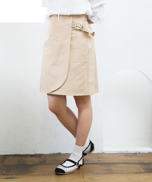 OLIVE des OLIVE（オリーブデオリーブ）の「ビジューバックル付きスカート（スカート・レディース・ブラック/ベージュ/レッド・FREE）」の19枚目の写真