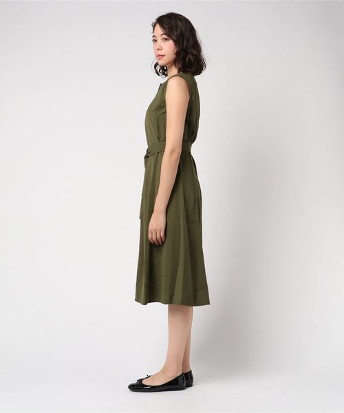 KOBE LETTUCE(コウベレタス)の「リングベルト付きリネンタッチロング丈フレアワンピース(ワンピース・レディース・ピンク/カーキ/ネイビー/ブラック/ベージュ・FREE)」の11枚目の写真