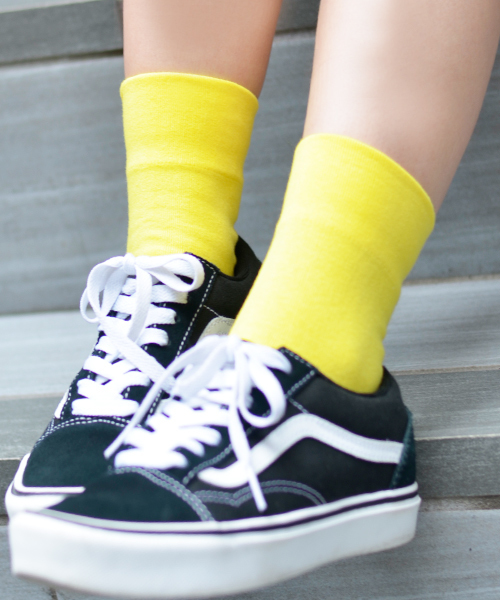 Fun & Daily（ファンアンドデイリー）の「F&D : キャンディカラーソックス（ソックス/靴下・レディース・ホワイト/ブラック/パープル/ピンク/イエロー/オレンジ/ブルー/グリーン・FREE）」の11枚目の写真