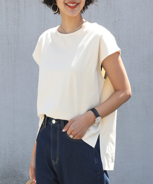 classicalelf(クラシカルエルフ)の「フレンチスリーブ ボートネックバスクTシャツ(半袖)(Tシャツ/カットソー)」|ベージュ