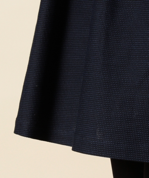 BEAUTY&YOUTH UNITED ARROWS（ビューティーアンドユースユナイテッドアローズ）の「BYSF レノクロス ギャザーフレアスカート ◆（スカート・レディース・ネイビー/ホワイト・SMALL/MEDIUM）」の8枚目の写真