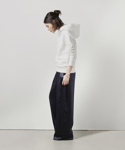 ZOZO（ゾゾ）の「裏毛プルオーバーパーカー[WOMEN]（パーカー・レディース・ブラック/グレー/ホワイト・マルチサイズ）」の13枚目の写真