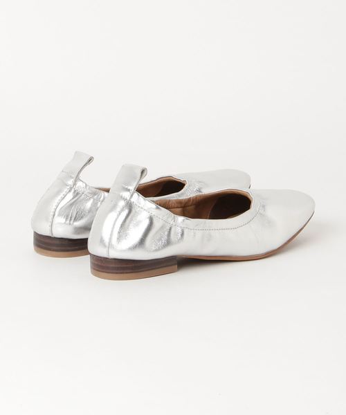 mio notis（ミオノティス）の「ギャザースクエアパンプス（パンプス・レディース・ブラック/シルバー/キャメル・38/39/35/36/37）」の4枚目の写真