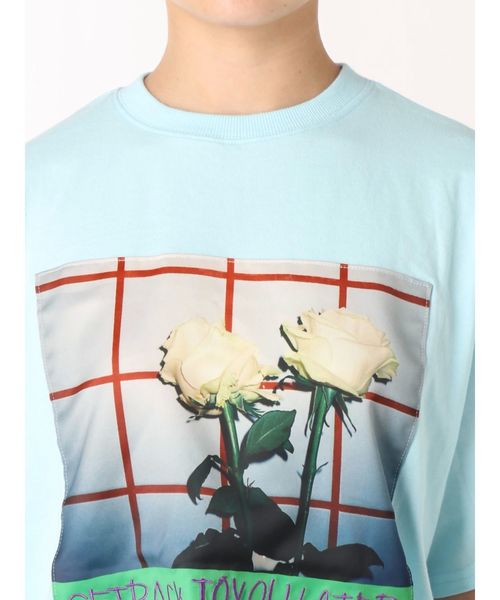 jouetie（ジュエティ）の「ローズフォトBIG T（Tシャツ/カットソー・レディース・ライトブルー/ブラック/オフホワイト・MEDIUM）」の7枚目の写真