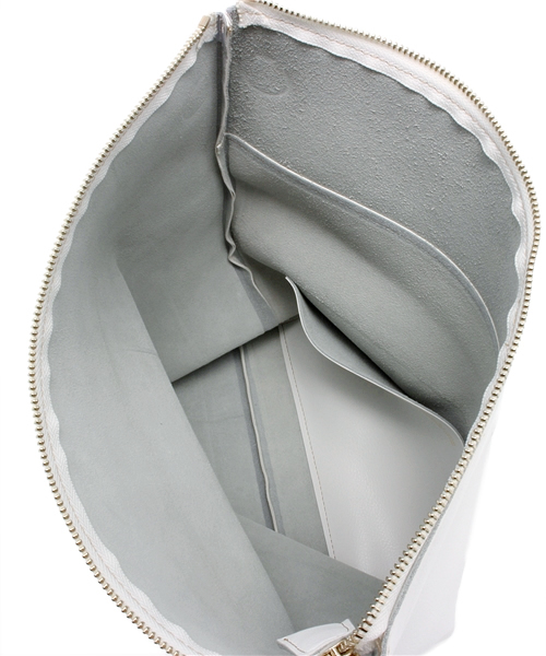 B:MING by BEAMS（ビーミングバイビームス）の「＜FINEBOYS 4月号掲載＞ビーミング by ビームス / レザークラッチバッグ（クラッチバッグ・メンズ・ホワイト/ブラック/オレンジ/ブルー/ネイビー・ONE SIZE）」の16枚目の写真