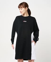 【FILA/フィラ】スウエットスリット入りワンピース　ブランドロゴ刺繍