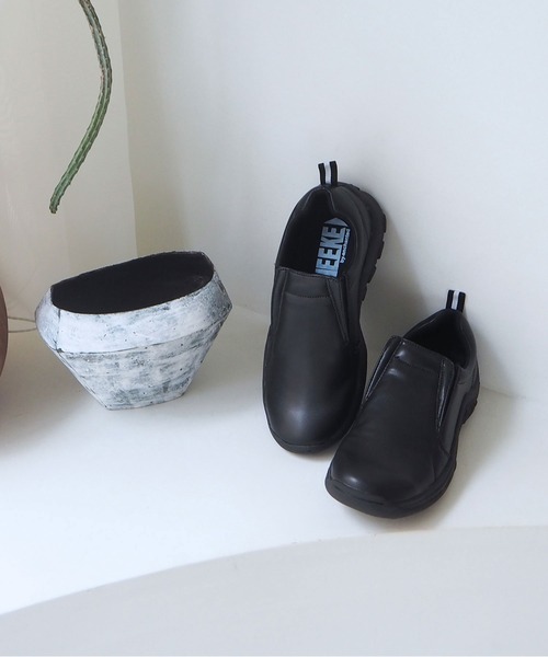 enchanted（エンチャンテッド）の「撥水スリッポンスニーカー　SNEEKE（スニーカー・レディース・ブラック/グレー/ブルー/ブラック系その他/ベージュ・LL/S/M/L）」の18枚目の写真