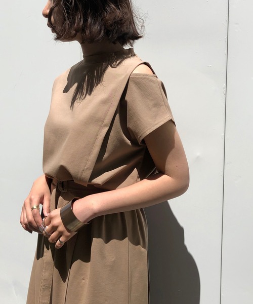 &g'aime（アンジェム）の「【&g'aime】肩スリットロングチュニック（Tシャツ/カットソー・レディース・ブラック/モカ/チャコール・FREE）」の7枚目の写真