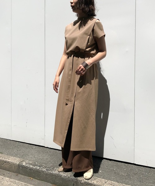 &g'aime（アンジェム）の「【&g'aime】肩スリットロングチュニック（Tシャツ/カットソー・レディース・ブラック/モカ/チャコール・FREE）」の5枚目の写真