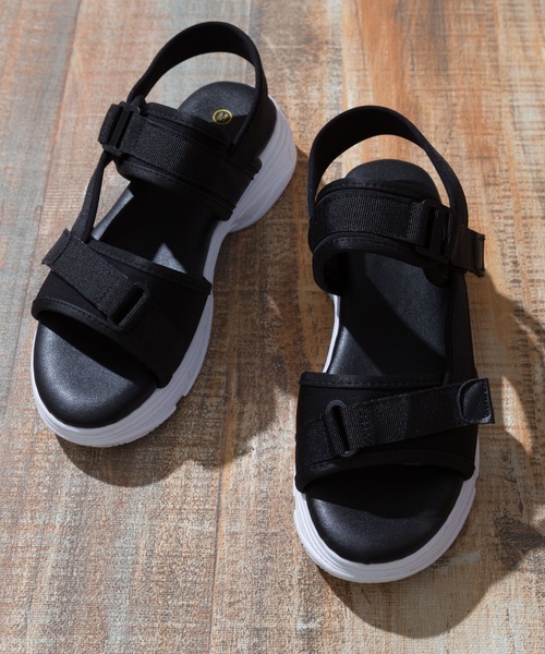 SpRay(スプレイ)の「スポーツサンダル(サンダル・レディース・ブラック/ホワイト/ベージュ/ブラック×ブラック・X-LARGE/SMALL/MEDIUM/LARGE)」の2枚目の写真