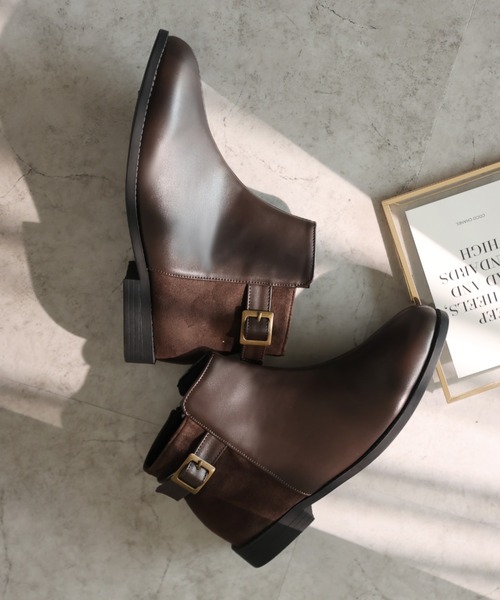 VIVIAN（ヴィヴィアン）の「軽量ソール＆ローヒールベルテッドショートブーツ（ブーツ・レディース・グレー系その他3/ブラック系その他2/その他4/ホワイト×カーキブラウン/アッシュブラウン/ブラウン系その他5/ブラウン系その他6/ダークアッシュ/ブルーグリーン/D/E/ブラック系その他3・S/LL/L/M）」の8枚目の写真