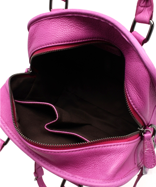 ROSE BUD（ローズバッド）の「M02990-1 LEATHER SMALL SQUARE BAG（ショルダーバッグ・レディース・ブラック/パープル/ブラック×ホワイト・ONE SIZE）」の9枚目の写真