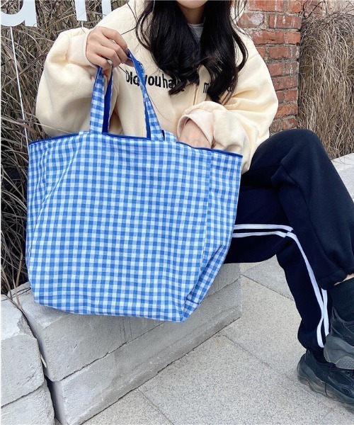 SFW（エスエフダブリュー）の「リバーシブル トート&ショルダーバッグ ギンガムチェック（トートバッグ・レディース・ブラック/イエロー/カーキ/ブルー/ピンク・FREE）」の12枚目の写真